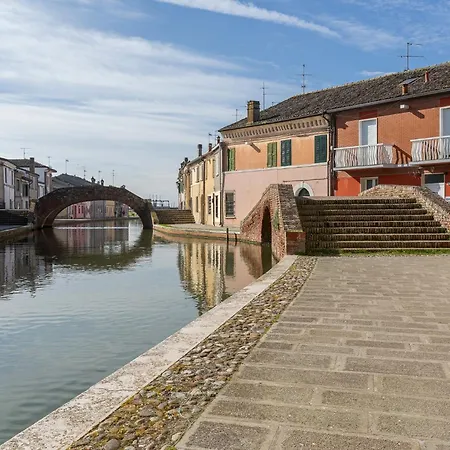 Guesthost - Ponte Della Pitagora
