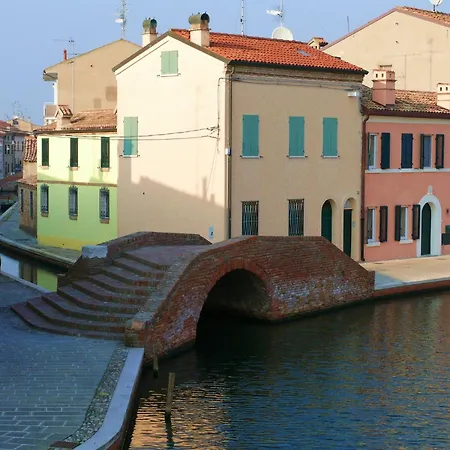 Guesthost - Ponte Della Pitagora * コマッキオ