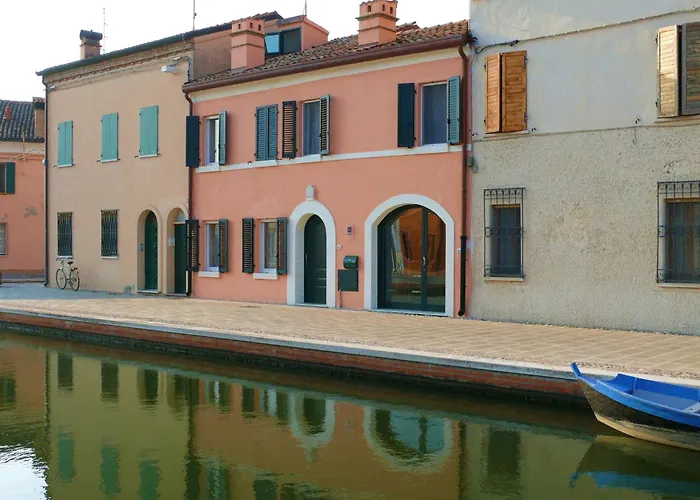 Guesthost - Ponte Della Pitagora * Comacchio