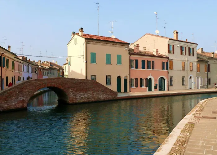 Guesthost - Ponte Della Pitagora * Comacchio